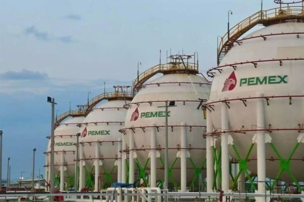 Afirman que no hay seguridad energética con adeudos de Pemex
