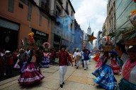 Fiesta de las Culturas Indígenas cierra con Calenda y Banda Monumental en el Zócalo