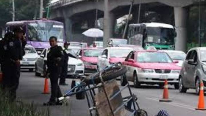 Muere repartidor de agua tras ser atropellado en Periférico Canal de Garay, Xochimilco