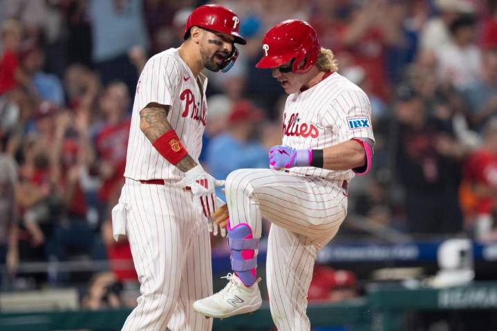 Kyle Schwarber’s 2-run shot, grand slam power Phillies to rout of Orioles