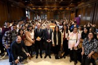 Zamora y el Jefe de Gabinete recibieron a estudiantes de nueve departamentos