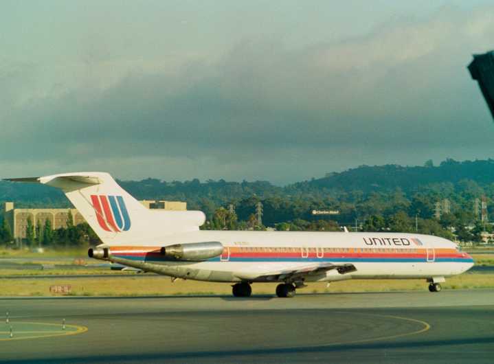 Looking Back: How A United Boeing 727 Fatally Crashed Into Lake Michigan