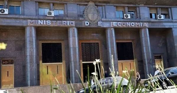 El Gobierno retiró $3,8 billones del mercado en licitación de bonos de deuda para los bancos