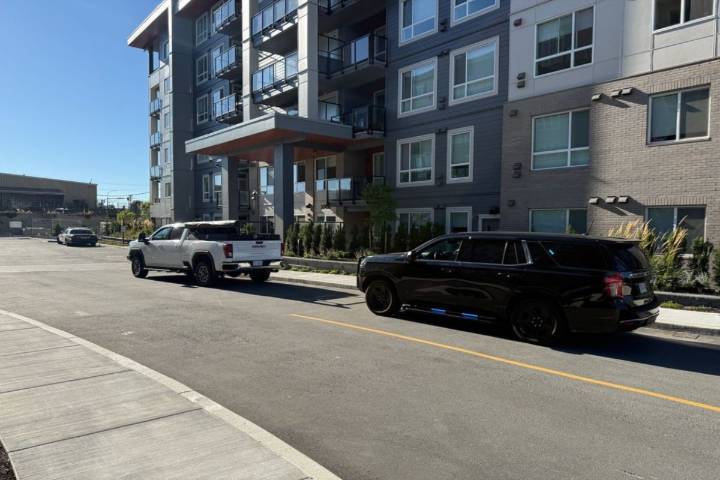 One man found dead in Abbotsford apartment following reported shooting