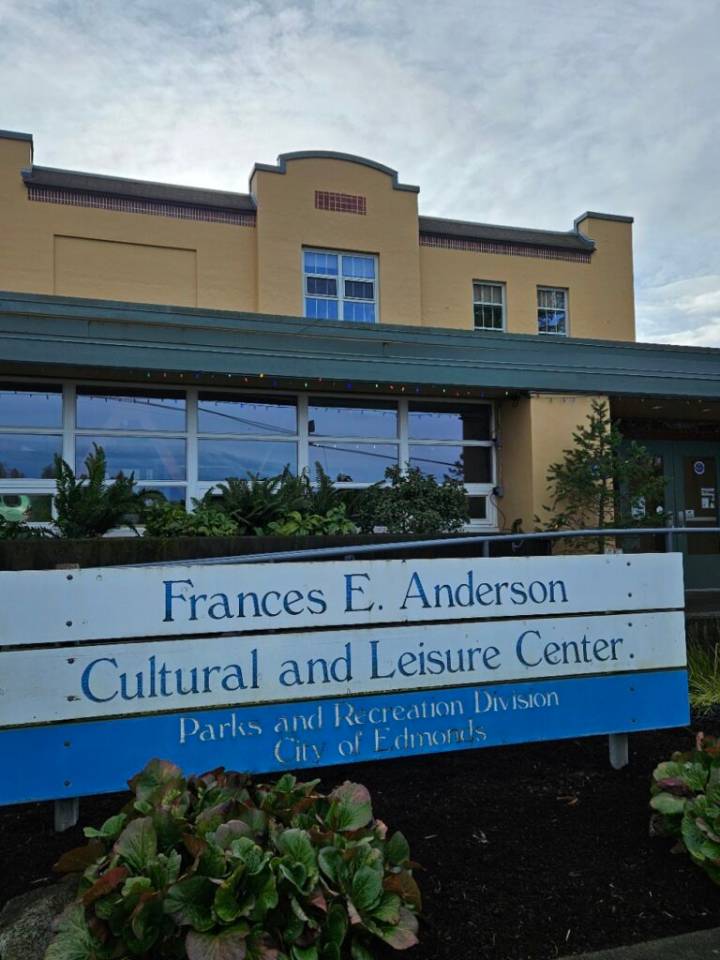 Frances Anderson Center fall open house: New Indoor Play Space debuts with Reptile Man show
