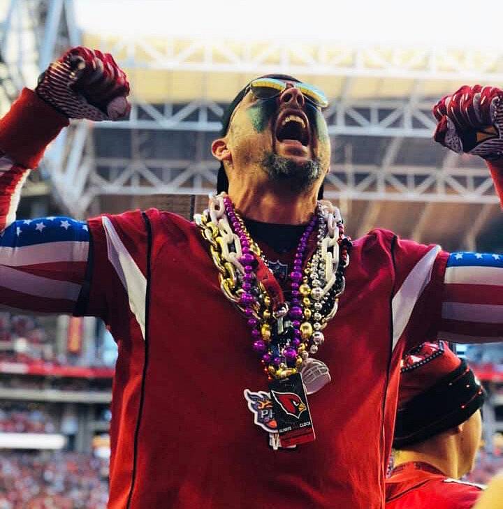It’s official: Meet the biggest Arizona Cardinals fan