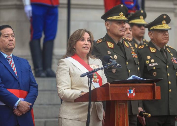 Boluarte anuncia presentación de ley de defensa de la soberanía nacional para defender el Estado en el exterior