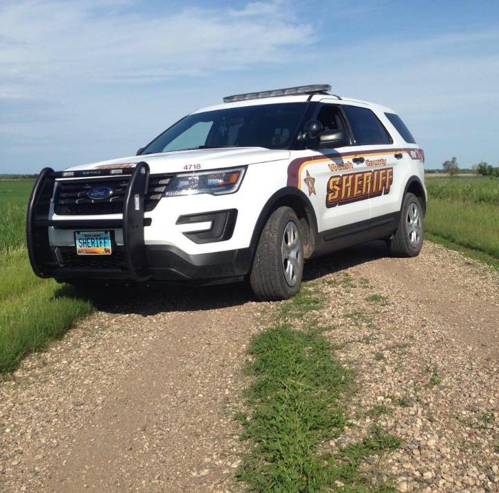 Suspects in Walsh County traffic stop no longer in area
