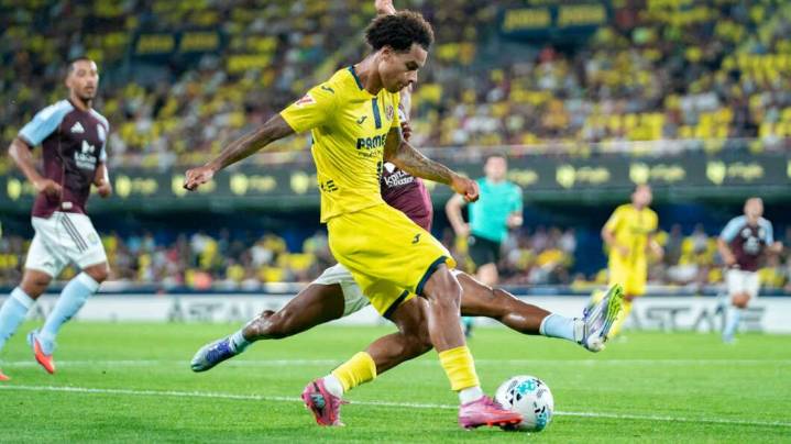 El Villarreal pierde ante el Aston Villa el Trofeu de la Ceràmica en un partido repleto de noticias (0