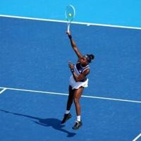 Gauff dominates Bronzetti to reach Cincinnati last eight
