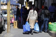 Por costo elevado, duranguenses compran menos productos de la canasta básica