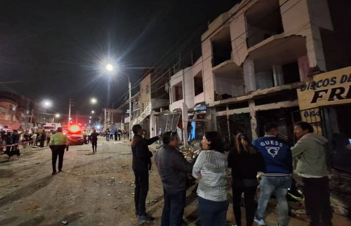 Ministro del Interior llega a zona de atentado en Trujillo