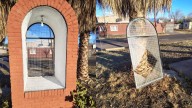 Indignación barrial por el robo de una estatua de la Virgen en plena calle