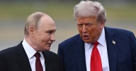 What are the risks for Trump with the Putin summit?