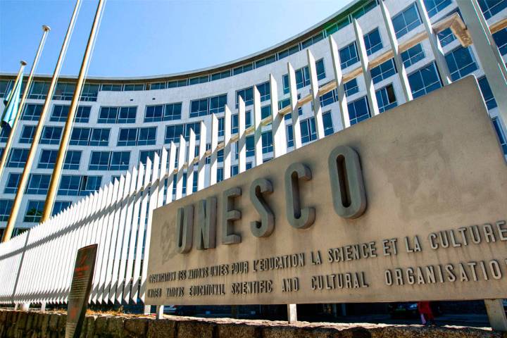 Unesco alerta por escasez mundial de profesores: estima déficit de 44 millones para 2030