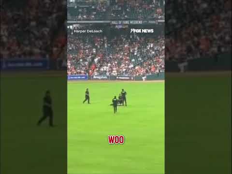 Security TACKLES baseball fan after he storms the field #foxnews #shorts #us #news #viral
