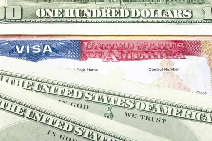 ¿Quiénes deben pagar la tarifa de 15 mil dólares por la visa americana? ¿Es obligatorio?