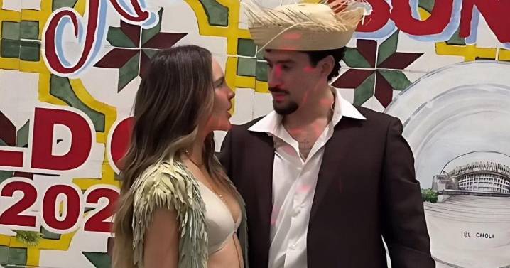 Belinda y Bad Bunny bailan juntos en Puerto Rico