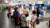 El Gobierno acordó con los controladores aéreos y se levantó el paro