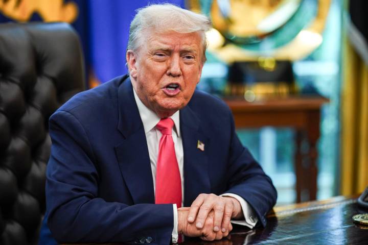 México hace lo que nosotros le decimos que haga: Donald Trump