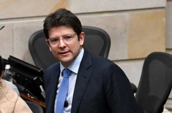 Violencia política revive en Colombia tras asesinato del senador Uribe Turbay