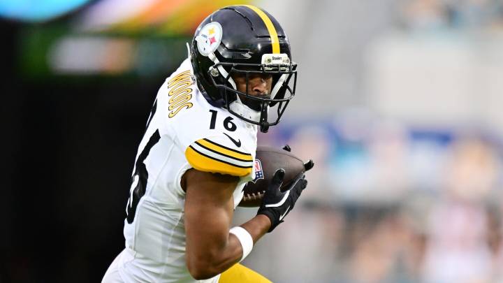 Steelers cut veteran receiver Robert Woods