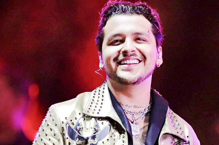 Christian Nodal gana demanda millonaria en Colombia