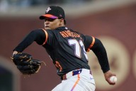 Tommy John surgery recommended for Giants All-Star closer Randy Rodríguez