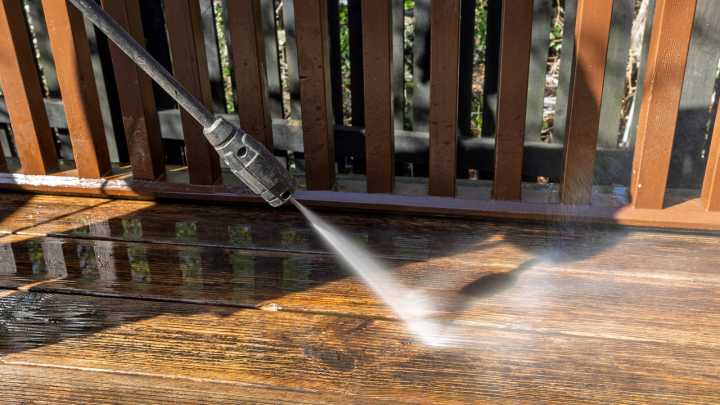 What You Should Know Before Using A Pressure Washer On Your Wooden Deck
