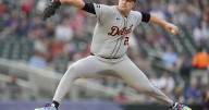 Keith scores on sacrifice fly in 11th, Tigers rally to top Twins