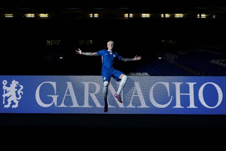 Pase millonario. Garnacho relanza su carrera para volver a la selección: Chelsea lo presenta como una figura