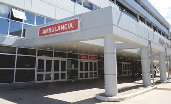 La Plata: jugaba a la play, discutió con su suegro por la cena y lo atacó a puñaladas