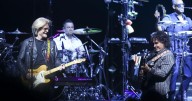 Business spat between Daryl Hall and John Oates has been resolved in arbitration, attorneys say