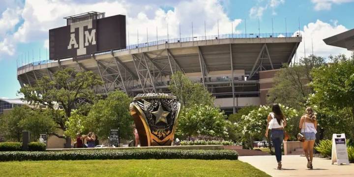 Texas A&M launches Stetson partnership for university-branded hats at season opener