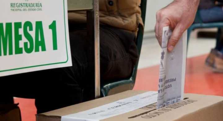 ¿Qué viene ahora para las elecciones atípicas en el Magdalena? Aunque el presidente Gustavo Petro mencionó en redes sociales que las elecciones podrían realizarse el 9 de noviembre, esta fecha es poco