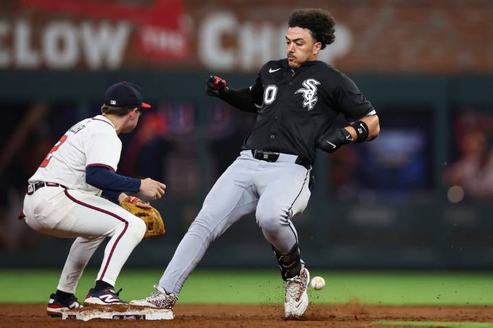 Chicago White Sox squander a 6-run lead in an 11