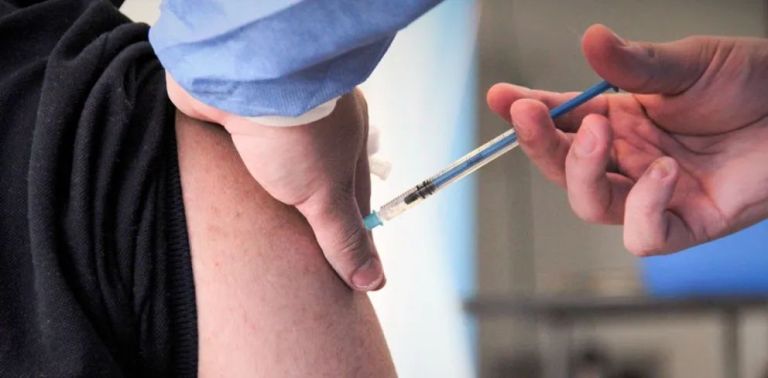 Jornada de vacunación contra la Hepatitis A para personas LGBT+
