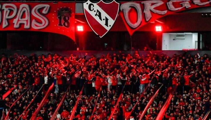 Presidente de Independiente: "Acá corresponde una sanción para el club chileno y una liberación de la responsabilidad nuestra"