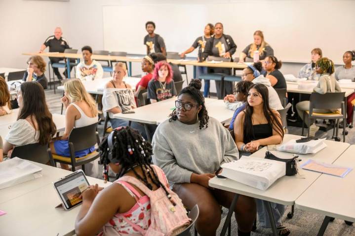 Trump’s latest anti-DEI initiative has Michigan college access advocates worried