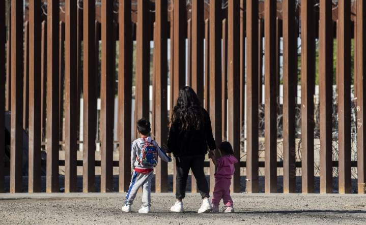 EU evaluará “carácter moral” y “actividad antiestadounidense” en solicitudes migratorias; se desecharán a "quienes desprecien al país"