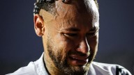 La afición del Santos burla a la policía militar y asalta a Neymar en el entrenamiento: "Si tu lloras..."