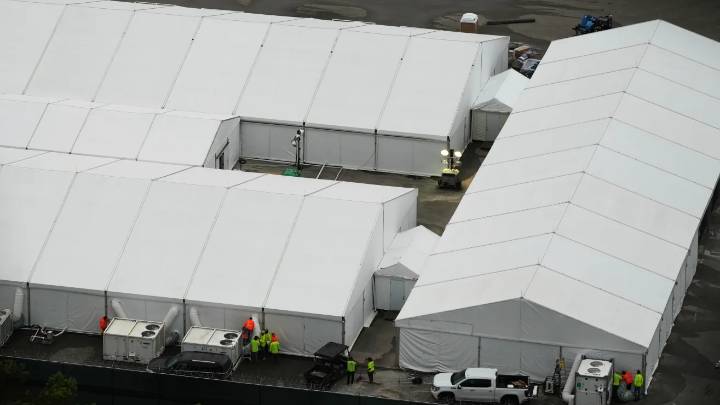 Jueza ordena desmantelar centro “Alligator Alcatraz” en 60 días