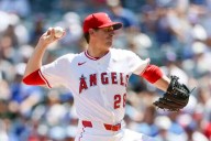 Hendricks a reminder to Cubs about pitching importance