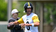 Aaron Rodgers’ Last Day Brings Mike Tomlin Long-Term Headache as Steelers QB Gives Up on Uniform Decision With the last day at the camp, both Mike Tomlin and Aaron Rodgers are getting headaches, and t
