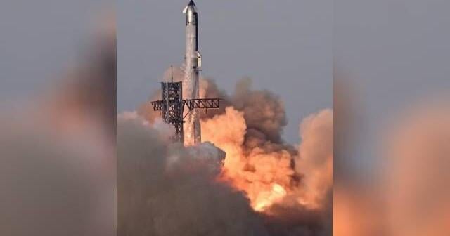 SpaceX's Starship completes successful mission during 10th test flight