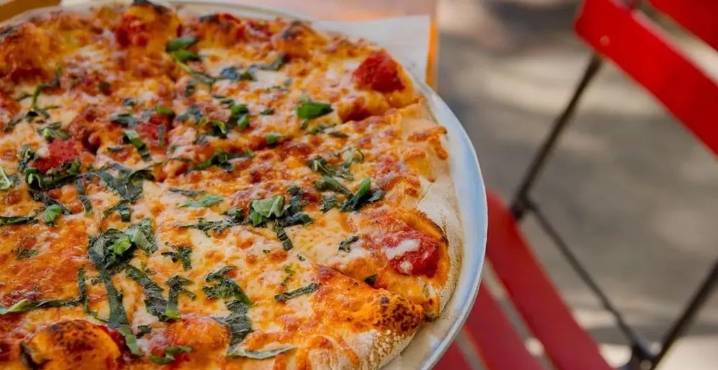 Classic Brick Oven Pizzeria to Close in MiMo After 23 Years