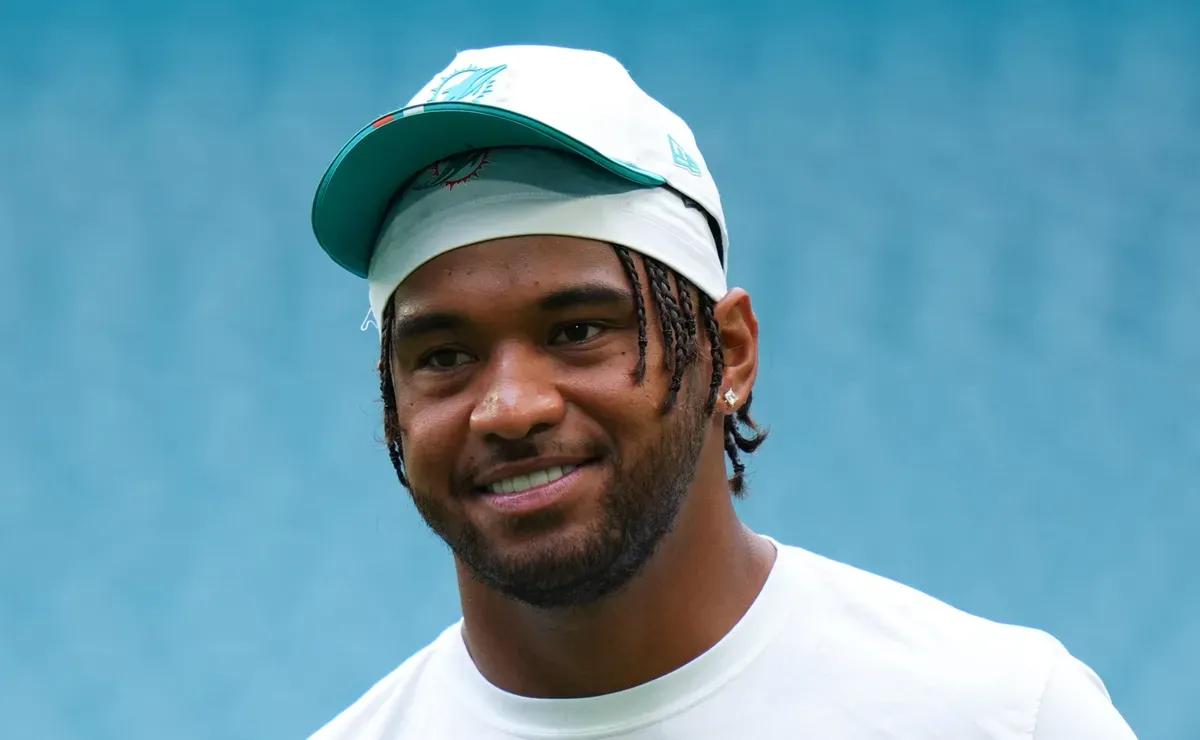 Dolphins hit Tua Tagovailoa with setback on key weapon, ease concerns with new signing