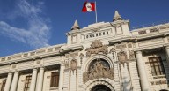 Diputados y senadores podrían ganar más de S/34 mil: Propuesta será vista en Comisión de Constitución