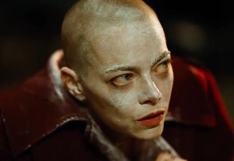 Bugonia, el nuevo filme de Emma Stone ya impacta en festivales