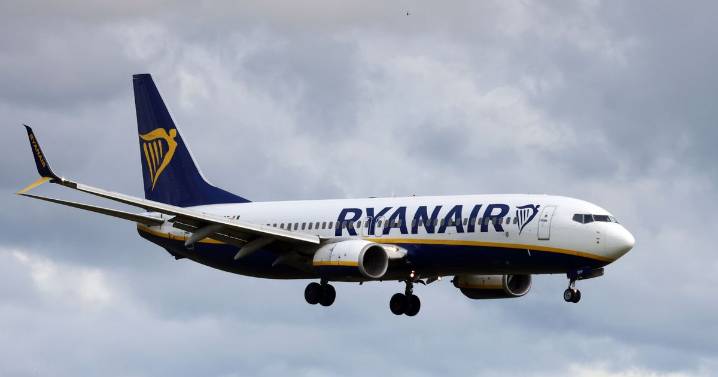Ryanair plans to cut ‘nearly one million seats’ at Spanish airports